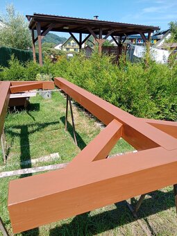 Vzpěry nad vyvýšené záhony nebo masivní dřevěný sušák - 2