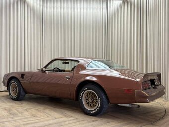 Pontiac Firebird Trans Am T/A 6.6 s V8, rok výroby 1978 - 2