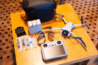 Dron DJI Mini 3 Fly More Combo + příslušenství - 2