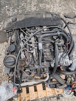 BMW 2.0 D 105 KW Motor N47D20C - 2