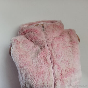 dámská vesta M - L  TOP STAV podzim - zima - 2