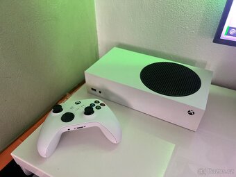 XBOX SERIES S + NOVÝ ovladač - 2