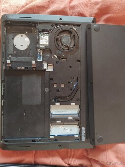 14" Lenovo thinkpad notebook; Intel i3-6006 2ghz - 2