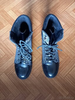 dámské boty vel. 39-40 nové - 2