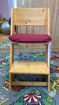 Rostoucí židle - smrk - 2