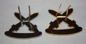 Policie Vojenská, klopový odznak, zkřížené meče VP - 2