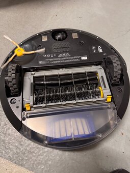 iRobot Roomba - robotický vysavač, kompletní set - 2