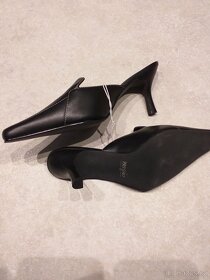 Zcela nové pantofle vel.39 + další boty - 2