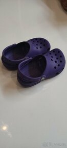 CROCS C8-9, dívčí sandály - 2