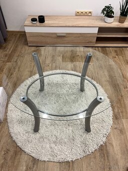 Skleněný konferenční stolek - 2