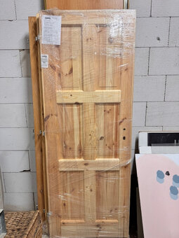 Dřevěné dveře borovice - 2