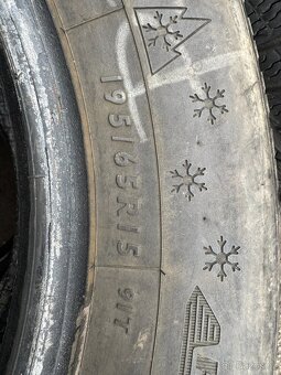 1007. 4x zimní pneu dunlop 195/65 r15 (cca 6 mm) - 2
