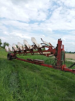 Pluh Kverneland PB-100 6radl. - 2