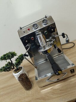 ☕ Pákový kávovar – E61 hlava, profesionální stav ☕ - 2