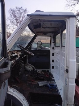 Odtahovka na díly či dodělání - 2