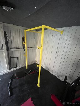 Posilovací stojan - 2