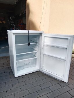 PRODÁM LEDNIČKU PHILCO - 2