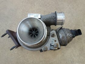 Turbodmychadlo Garrett 36012380 pro Volvo - 2