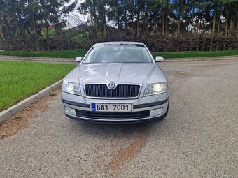 Skoda octavia 2 1.6 mpi lpg Rezervace - 2