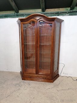 Prosklená vitrína, rustikální skleník - 2
