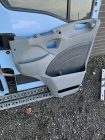 Pravé dveře Iveco Daily 2006-2011 - 2