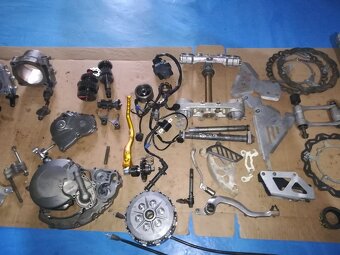 SUZUKI RMZ 450 rok 06 motocross dily - 2