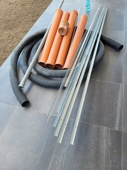 Materiál ze stavby - 2