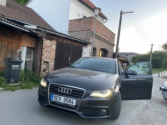 Audi A4 S-line 2011. 2.0 TDI - 2
