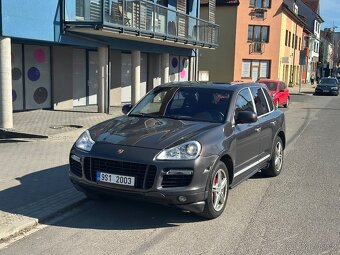 PORSCHE CAYENNE TURBO S 4.8 405KW - 2