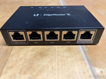 Edgerouter X - skvělý router Ubiquiti UniFi - 2