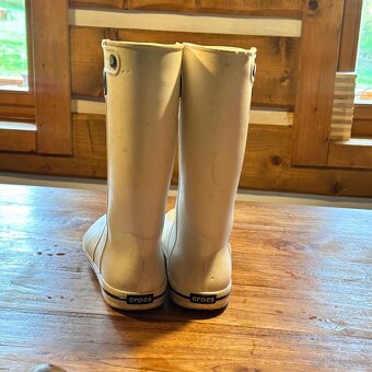 CROCS HOLINKY / holiny, velikost W11 - 2
