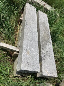 Staré ručně dělané schody - 2