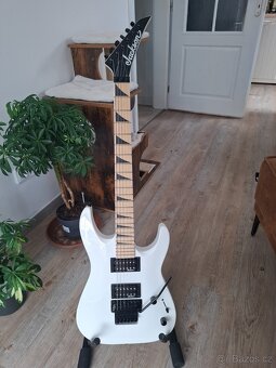 Jackson JS32 Dinky Arch Top MN SNW - 2