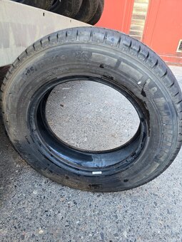 Letní pneu 195/75R16C Michelin - 2
