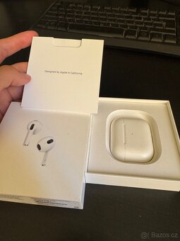 Originální dobíjecí krabička Airpods 3 - 2