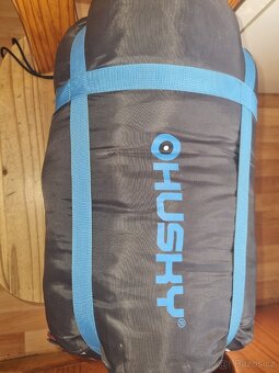 Spacák Husky - 2