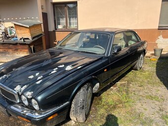 Jaguar XJ308 V8 3.2L výbava executive - 2