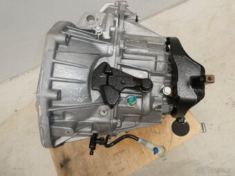 Převodovka Renaul Master 2.3DCI 6066 19.000km Výborný stav - 2