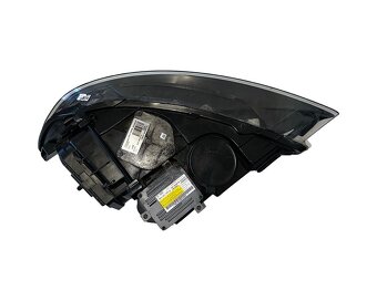 Pravý přední xenon 4L0941004AD Audi Q7 4L FL r.v. 2011 - 2