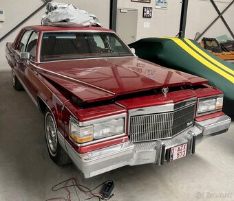 Cadillac Brougham 1992 5.0 V8 - 2