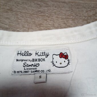 Dívčí licenční tričko HELLO KITTY vel.158-164 - 2