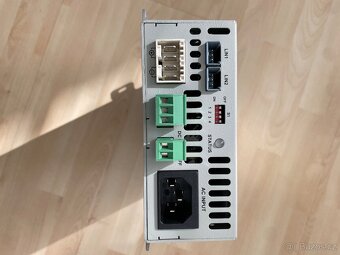 Nabíječka Dometic - 2