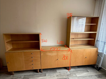 Stará obývací stěna - 2