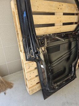 Prodám levé přední dveře VW Transporter T5, T6. - 2