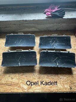 Opel Kadett tachace, RD, svetla - 2