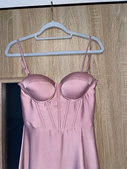 Společenské šaty & plesové šaty - 2