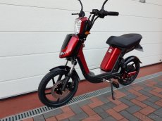 Elektrický moped E-Babeta Racceway - 2