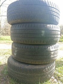 Prodám letní pneu poloviční vzorek + disky - 2