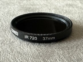 Zomei 37mm IR infračervený filtr 720nm, vč. pouzdra, NOVÝ - 2