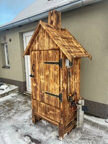 Dřevěná udírna - 2